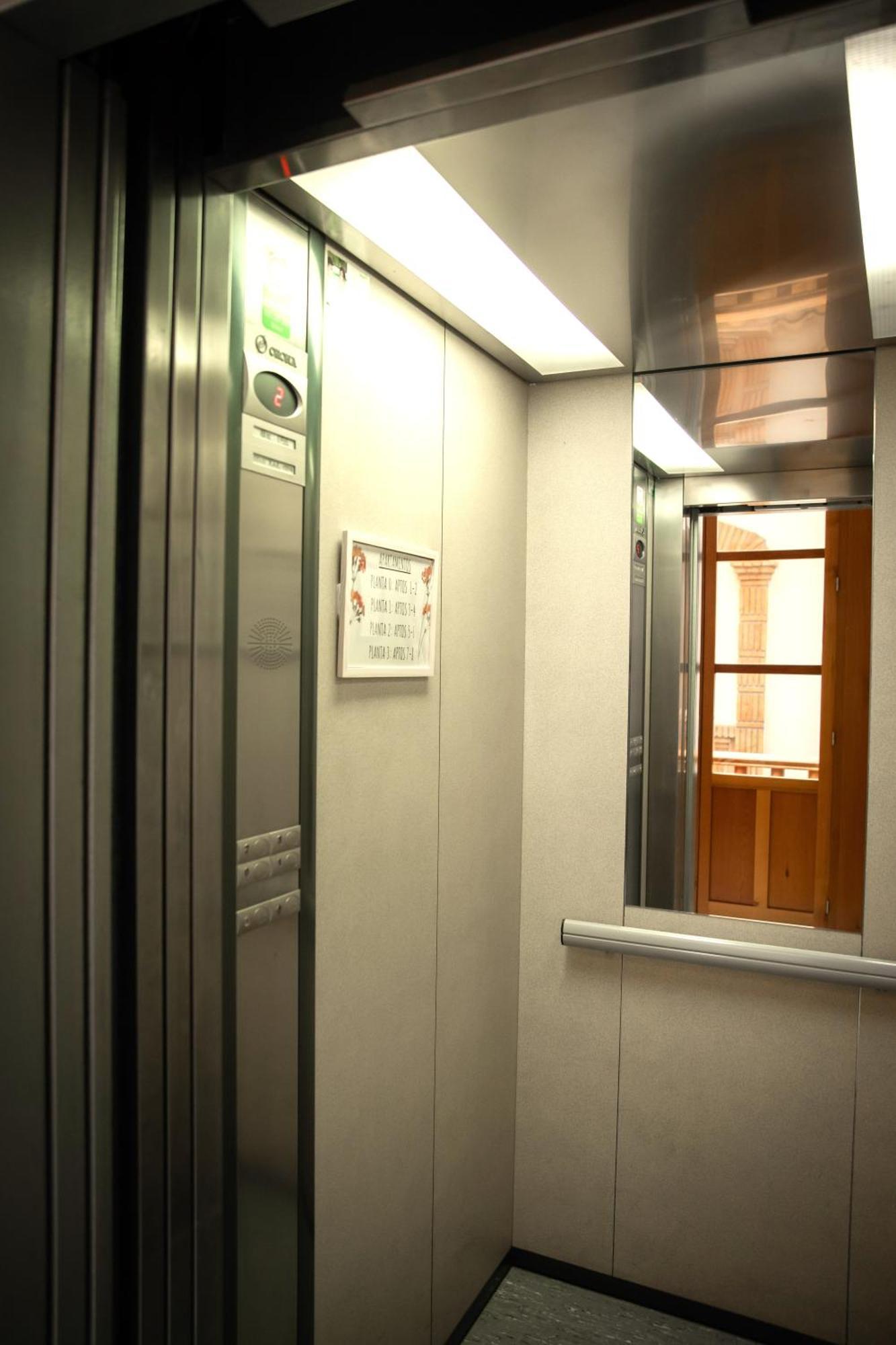 Apartamentos Vita Center Granada Dış mekan fotoğraf